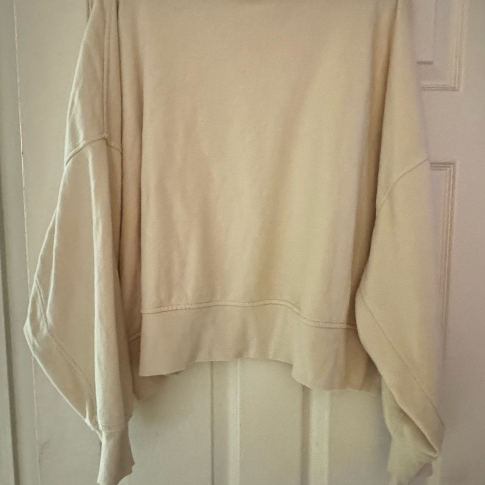 Old Navy Women's Cream Turtleneck Sweatshirt - Picture 7 of 8